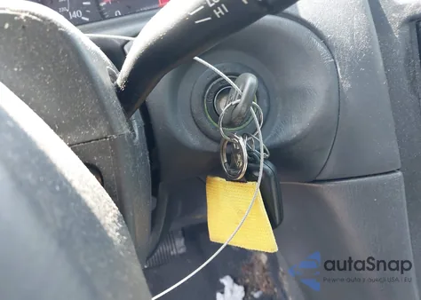 2000 Toyota Camry Solara Sle V6 from USA, damaged, VIN 2T1CF22PXYC319876